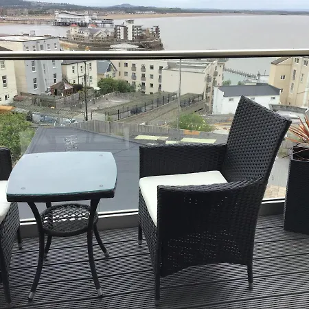Modern Apartment With Stunning Sea View Weston-super-Mare Exterior photo