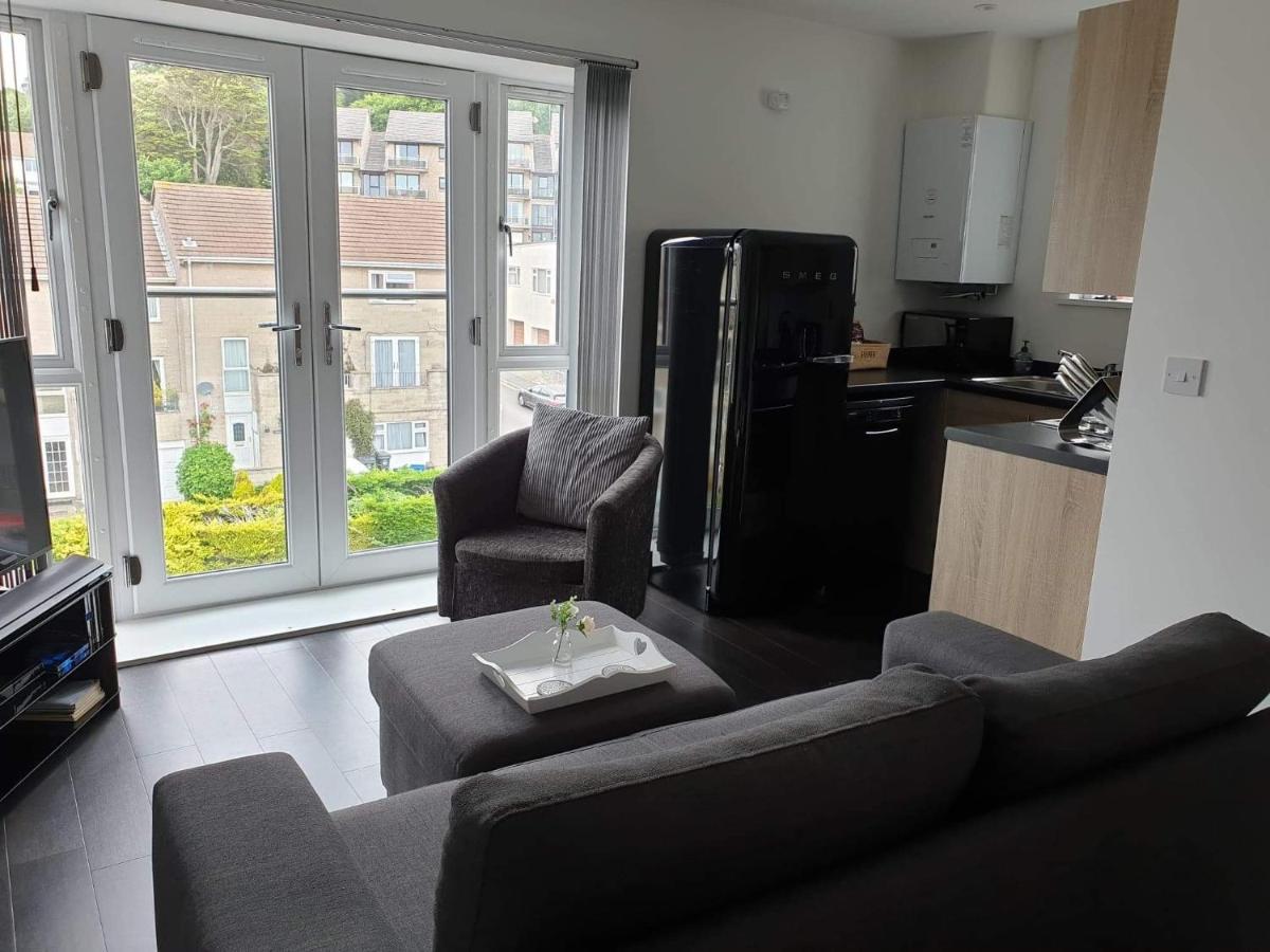 Modern With Stunning Sea View Apartment *